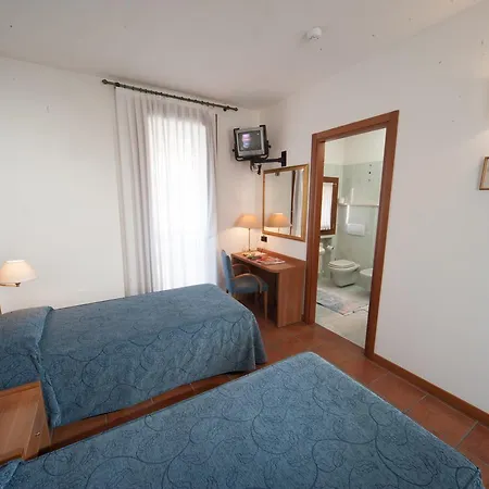 La Vigneta Hotel