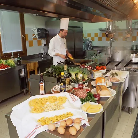 La Vigneta Hotel 3*