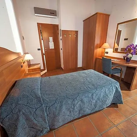 La Vigneta 3*